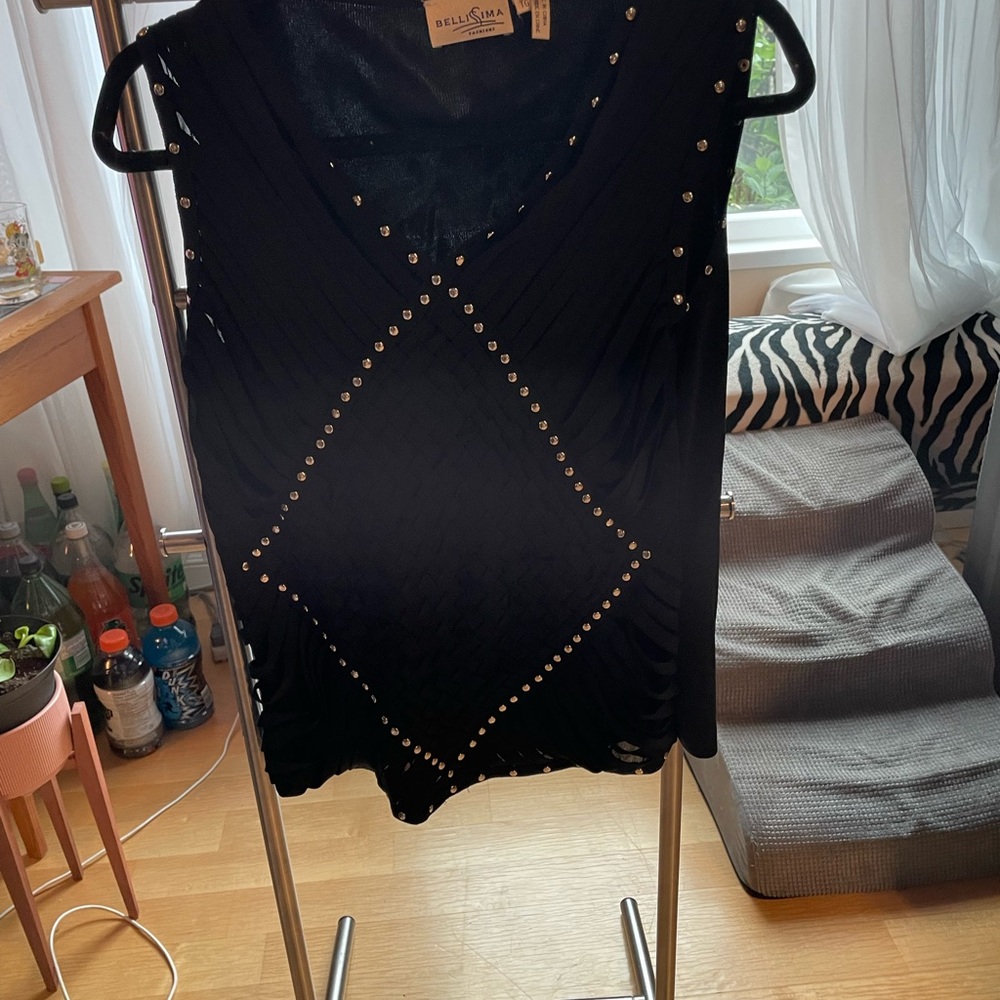 Black Sleeveless Embellished Tank Blouse